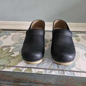 Like New! Dansko Professional Clogs